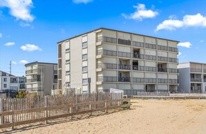 Exterior - Oceanfront Condo with Great Ocean and Beach Views (Ocean City)