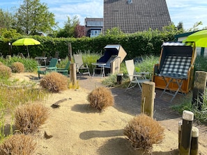 Property grounds - Vacation apartment Robbe in house Alina (Büsum)