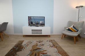TV - Herzlich Willkommen in der der Ferienwohnung "meerblick 9"! (Büsum)