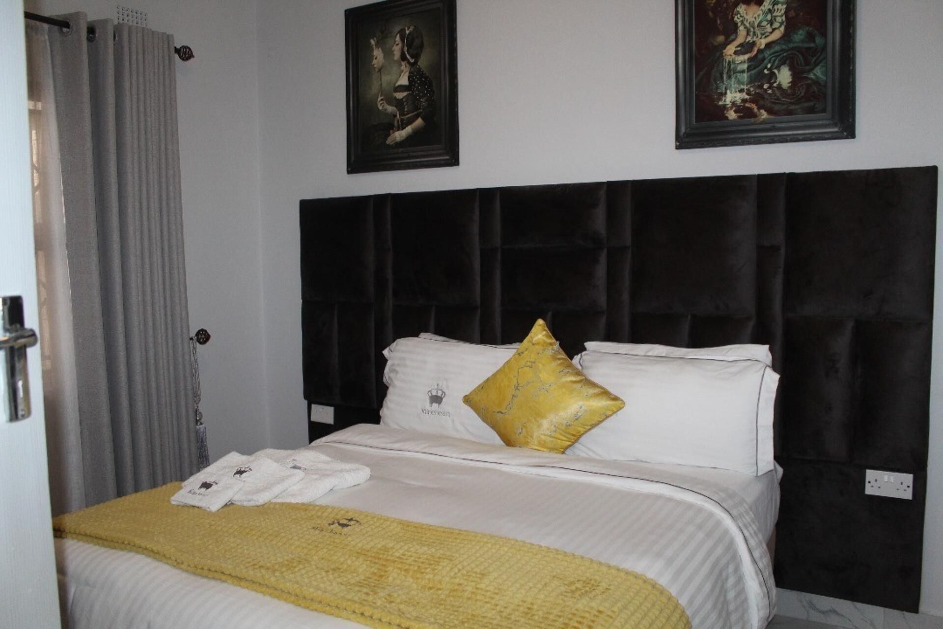 2 habitaciones, tabla de planchar con plancha y wifi gratis 