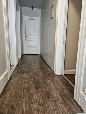 Interior - 5 bedroom loft in Heart of Cleveland 
Modern Comfort Meets Urban Convenience
 (Cleveland)