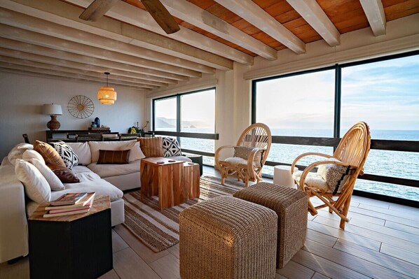 Fernseher