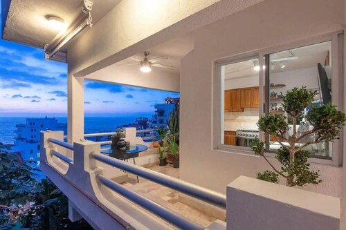 Ocean View Penthouse | Zona Romantica, PV