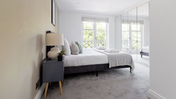 Apartment | 2 bedrooms, hypo-allergenic bedding available, iron/ironing board - The Imperial Wharf Collection (London)