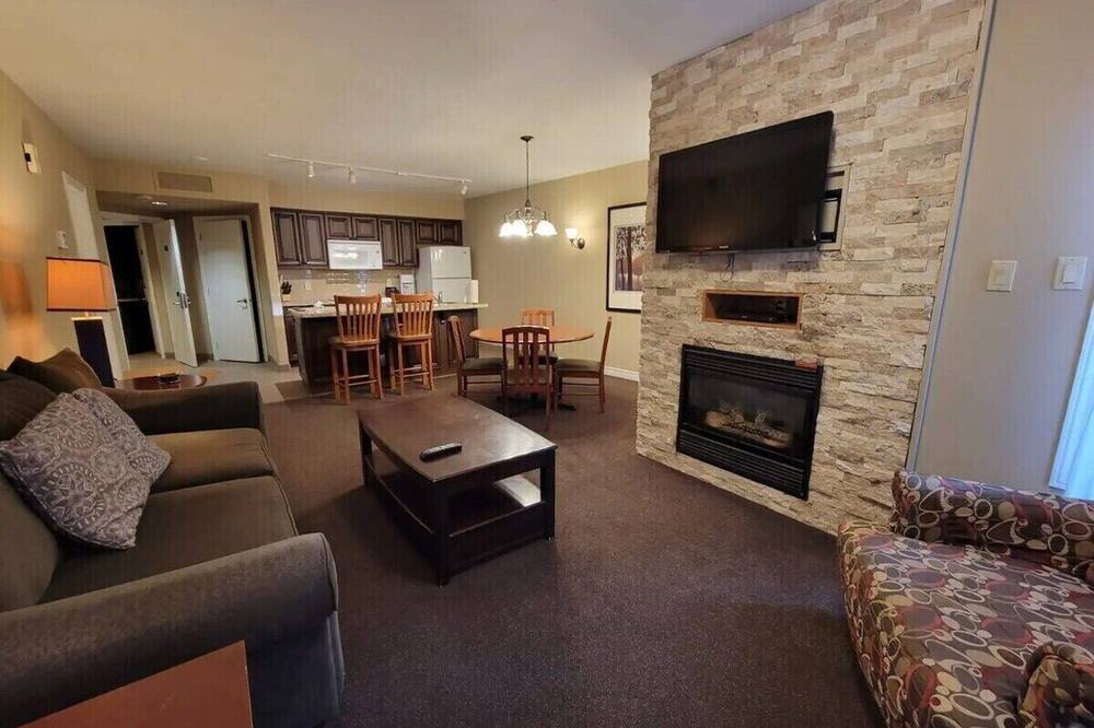 Comfy 1 Bedroom near Vetta!