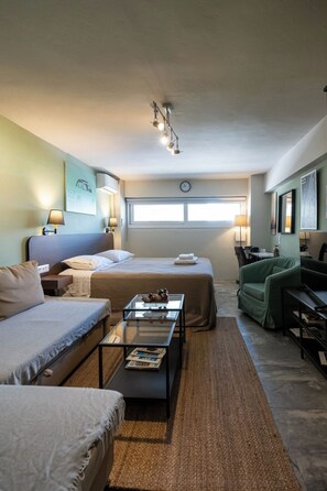 2 bedrooms, desk, iron/ironing board, WiFi (free) - Pols Studio - Project Kalamata Mediterranean Suites (Kalamata)