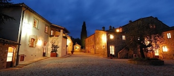 Leccio Two-Bedroom House for 6 people - ground floor
