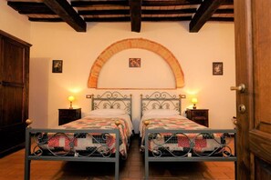 2 bedrooms, internet