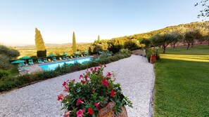 Pool - Leccino Two-Bedroom House for 6 people - ground floor (Passignano sul Trasimeno)