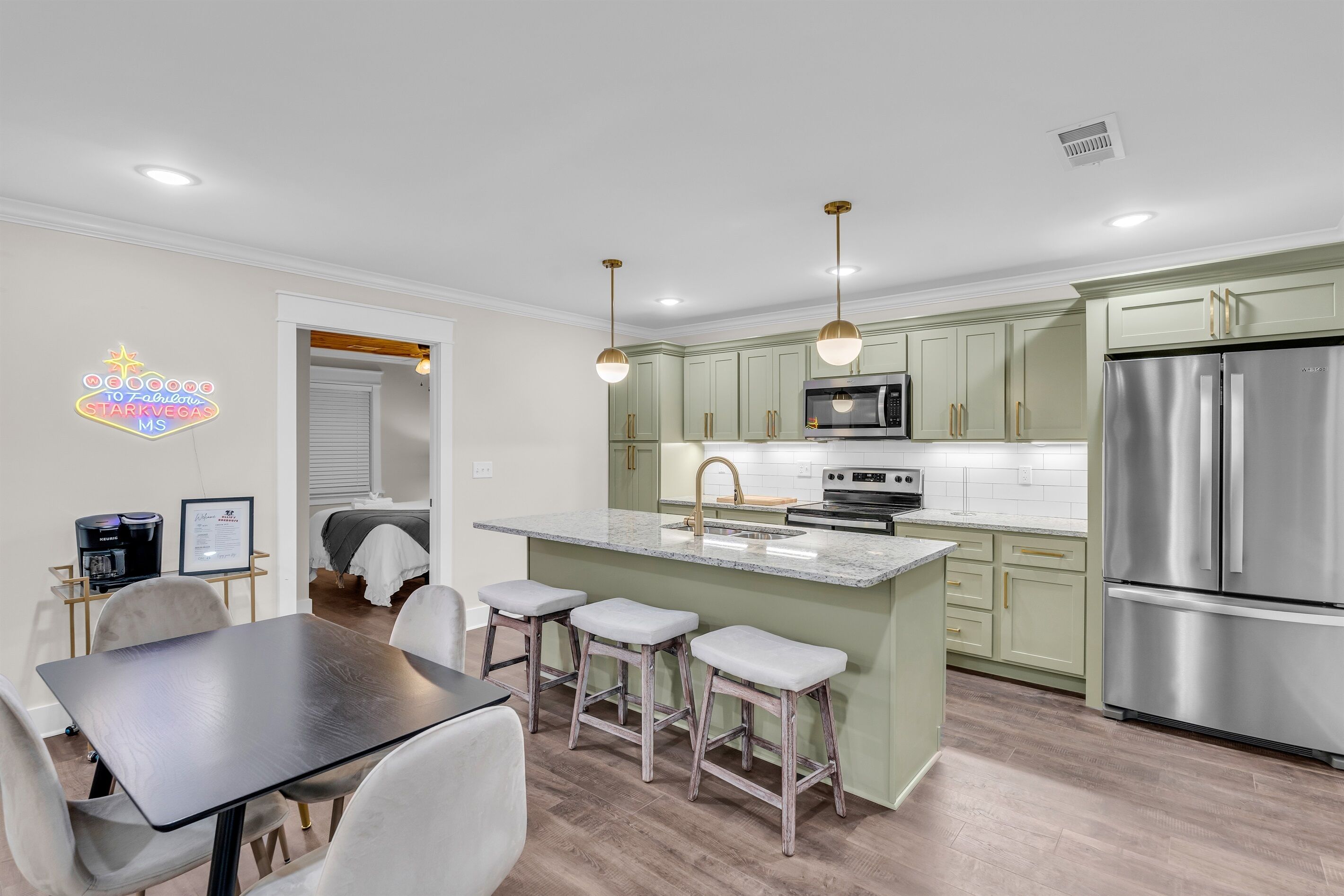 Modern Luxury | Dog Park | Charming-Mins to MSU