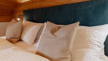 3 bedrooms, desk, travel crib, free WiFi