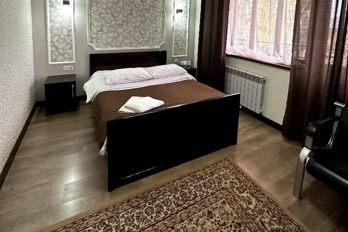 Comfort Suite, City View