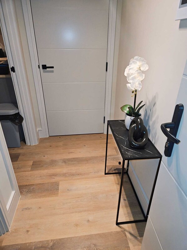 Interior - Lovely 1-bed Apartment 5 Mins From Romford Station (Romford)