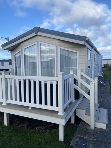 Impeccable 2-bed Lodge in Ashington