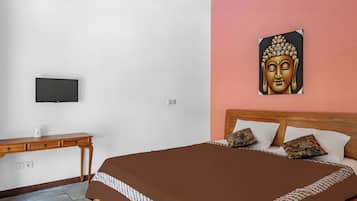 Standard Suite | 1 bedroom, desk, laptop workspace, WiFi (free)