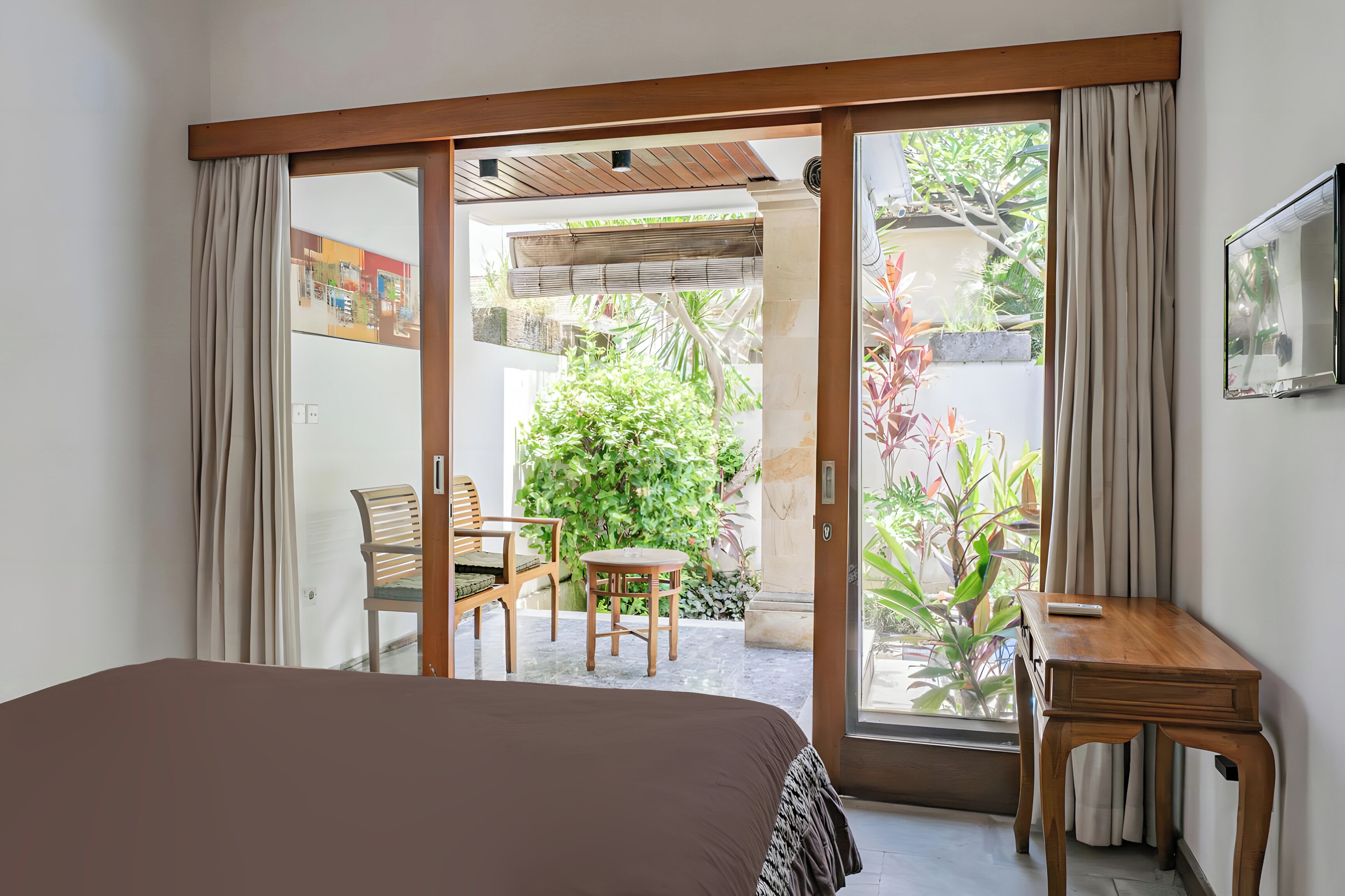 Standard Suite | 1 bedroom, desk, laptop workspace, WiFi (free)