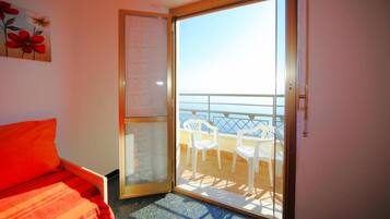 2 Schlafzimmer, Bügeleisen/Bügelbrett, Bettwäsche