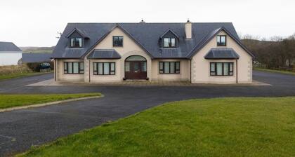 Spacious House in Beautiful Malin Head