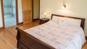 Unclassified image, 5 of 19, button - Spacious House in Beautiful Malin Head (Malin)