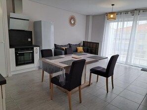 Interior - Modern apartment near beach and shops, Demoiselles area! (Saint-Jean-de-Monts)