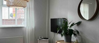 Stylish Stay| Cardiff Bay | Parking| Long Stay