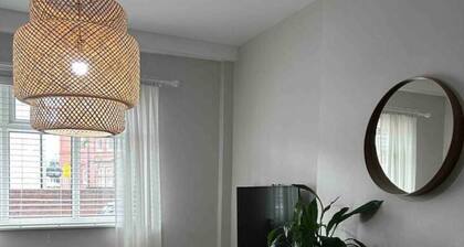 Stylish Stay| Cardiff Bay | Parking| Long Stay