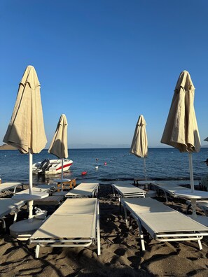 Private beach - Atalay Apart Otel (Bodrum)