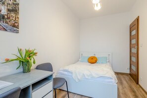 Deluxe Apartment | 2 bedrooms, desk, blackout curtains, iron/ironing board - ShortStayPoland Skierniewicka B156 (Warsaw)