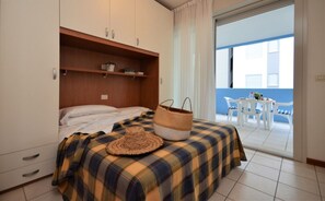 2 bedrooms - Charming flat 150m from the beach (Bibione)