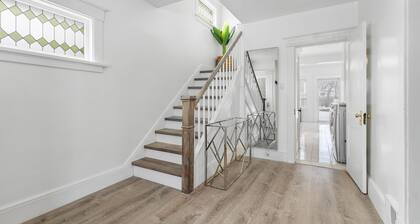 Beautiful Renovated Oasis House