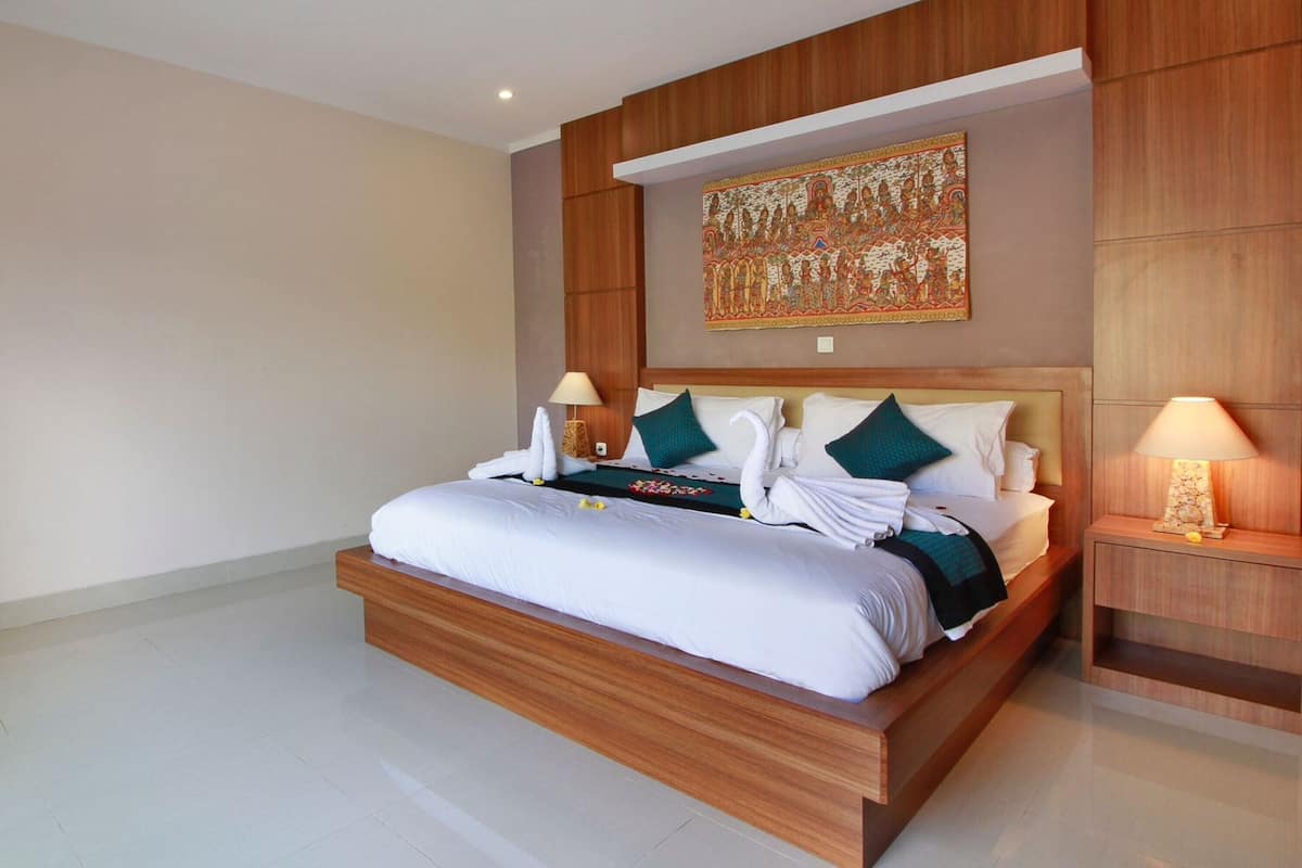 Standard Suite | 1 bedroom, WiFi (free), bed sheets