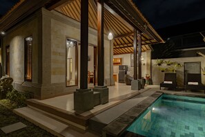 Outdoor pool - Belvilla Prakriti Near Monkey ForestNearCampuhan Ridge Walk (Ubud)