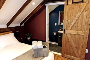 2 Schlafzimmer, Bügeleisen/Bügelbrett, Reisekinderbett, kostenloses WLAN