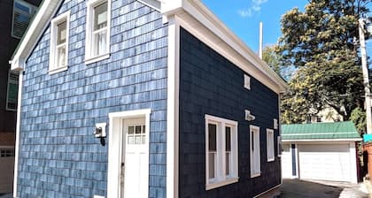 Walkable Elmwood Cottage, No Chores 2Bath 2BR 2Car