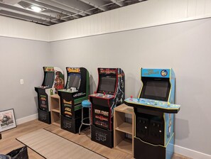 Spielezimmer