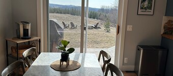 Home north of Suttons Bay. Game room, arcade games, Grill, Fire pit. Dog ok
