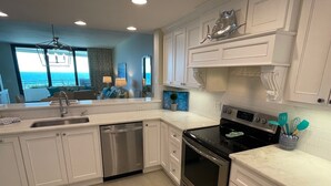 Unclassified image, 4 of 38, button - Gulf Front Condo With Stunning Views! (Pensacola)