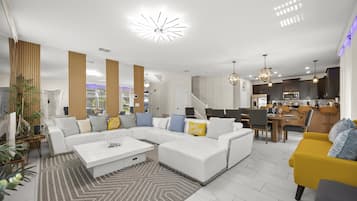 別墅, 6 間臥室 | 客廳 | 智能電視