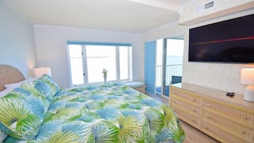 Condo, 3 Bedrooms | 3 bedrooms, iron/ironing board, free WiFi