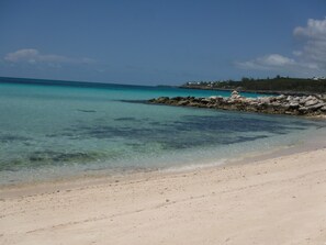 House, 2 Bedrooms | Beach
