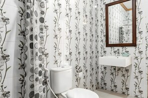 Studio Deluxe | Badrum | Dusch och tvål