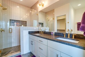 House (4 Bedrooms) | Interior - Sleek + Modern Nashville Home: Walk to Marathon! (Nashville)