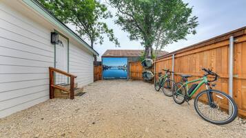 Apartment (0 Bedroom) | Interior