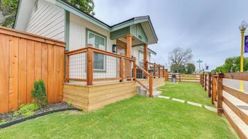 Apartment (0 Bedroom) | Interior