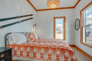 House (5 Bedrooms)