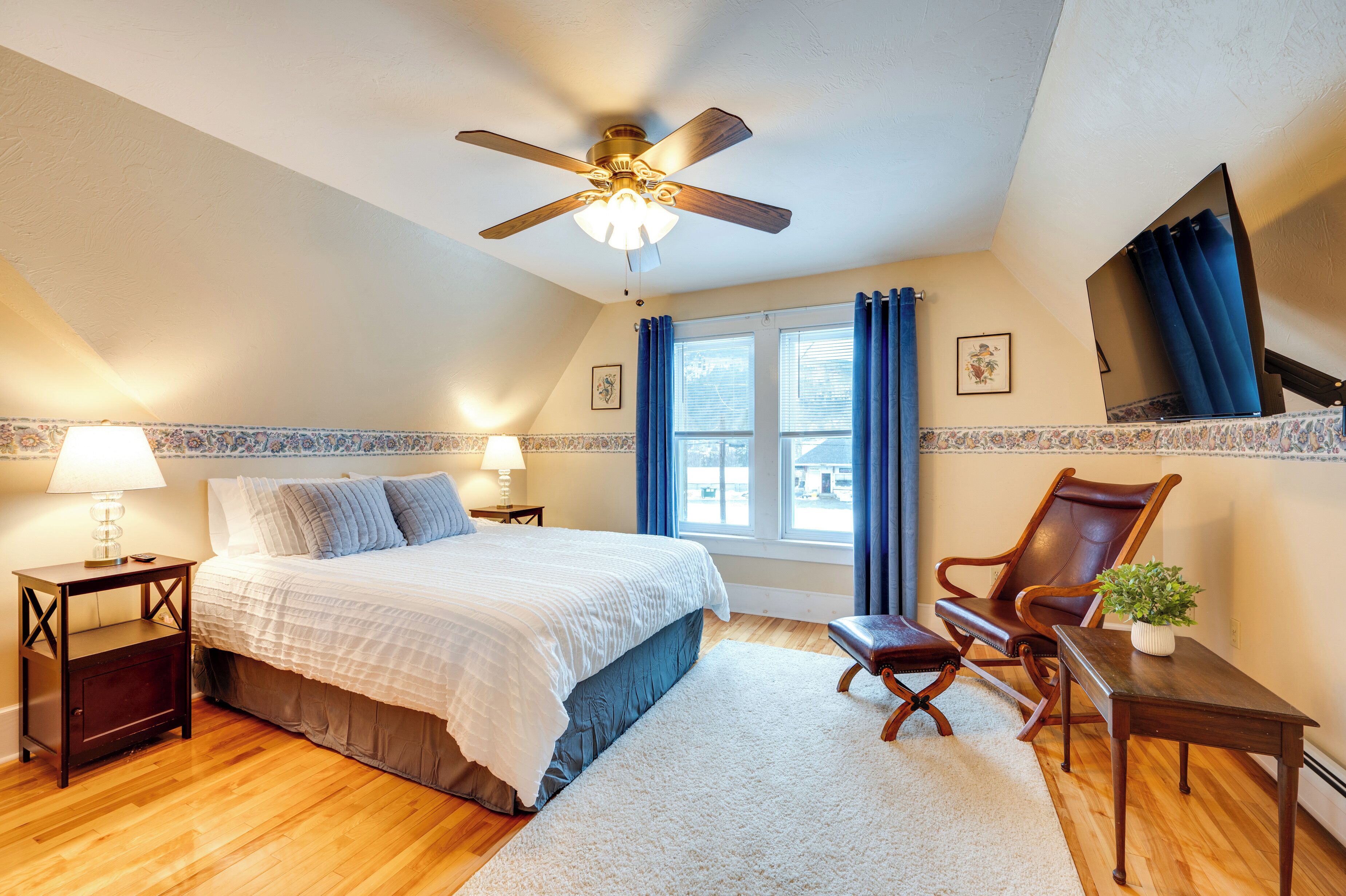 House (4 Bedrooms) | Interior