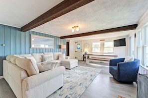 Interior - Charming Orr's Island Cottage w/ Ocean Views (Orrs Island)