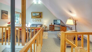 House (2 Bedrooms) | Interior - Washington Mountain Cabin: 1 Mi to Lake Cle Elum (Cle Elum)