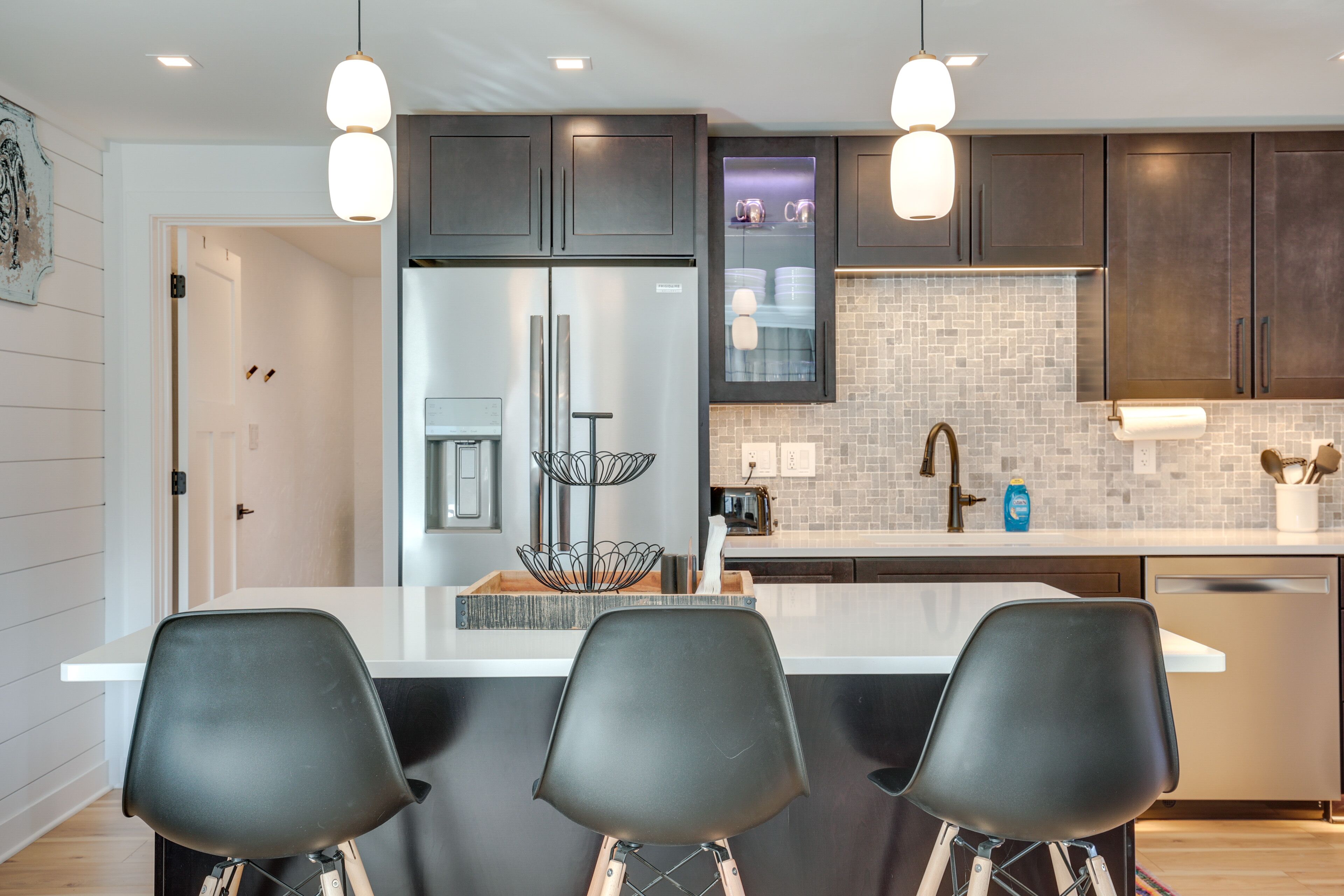 House (2 Bedrooms) | Private kitchen | Microwave, oven, stovetop, dishwasher