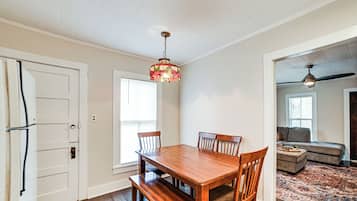 Cottage (2 Bedrooms) | Interior